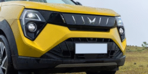 Mahindra XUV 3XO (1)