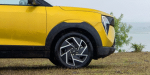 Mahindra XUV 3XO (2)