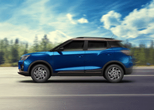 Mahindra XUV400 exterior (1)