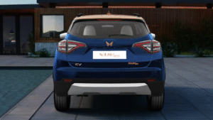 Mahindra XUV400 exterior (3)