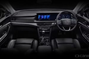 Mahindra XUV700 AX7 6 Str Diesel