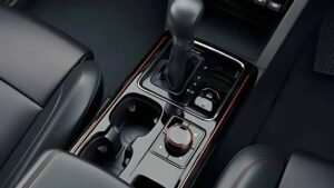 Mahindra XUV700 AX7 6 Str Diesel