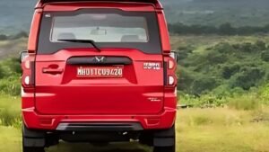 Mahindra Scorpio S 11