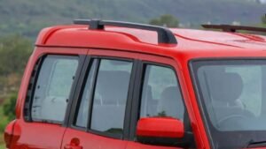 Mahindra Scorpio S 11