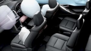 Toyota Innova Crysta 2.4 VX 8Str